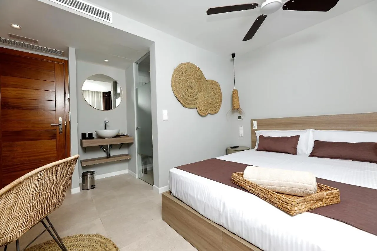 Eques Petit Resort Cala D´Or 4*,  Spanje