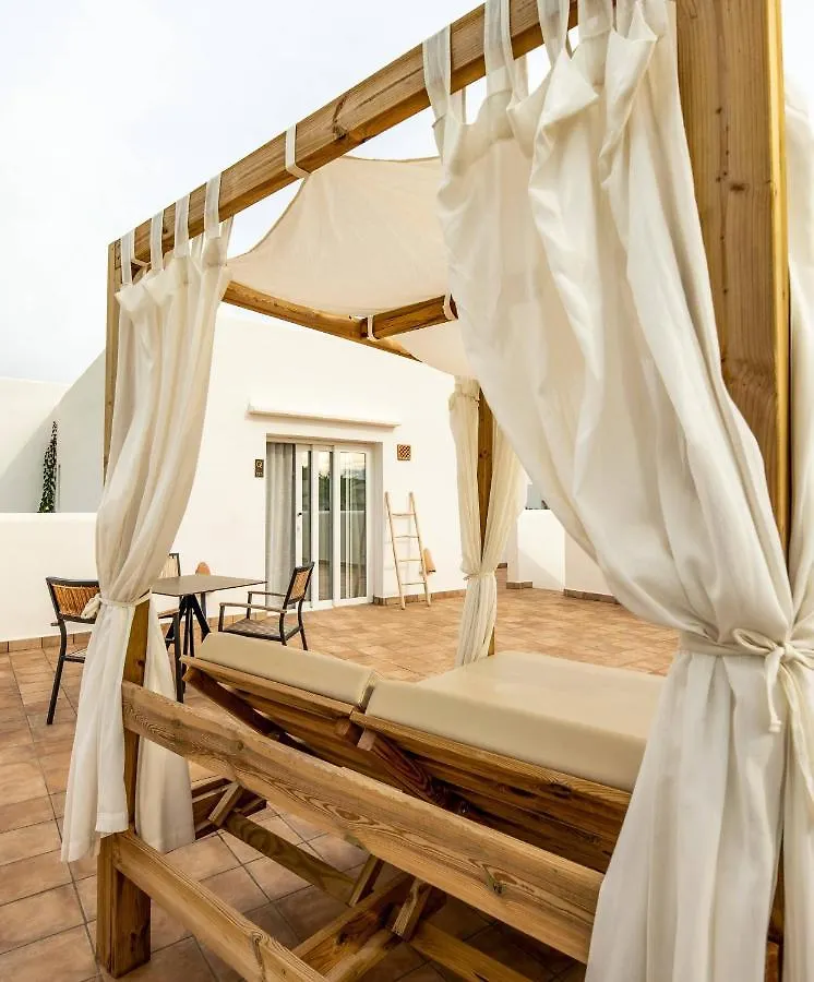 Eques Petit Resort Cala D´Or 4*,